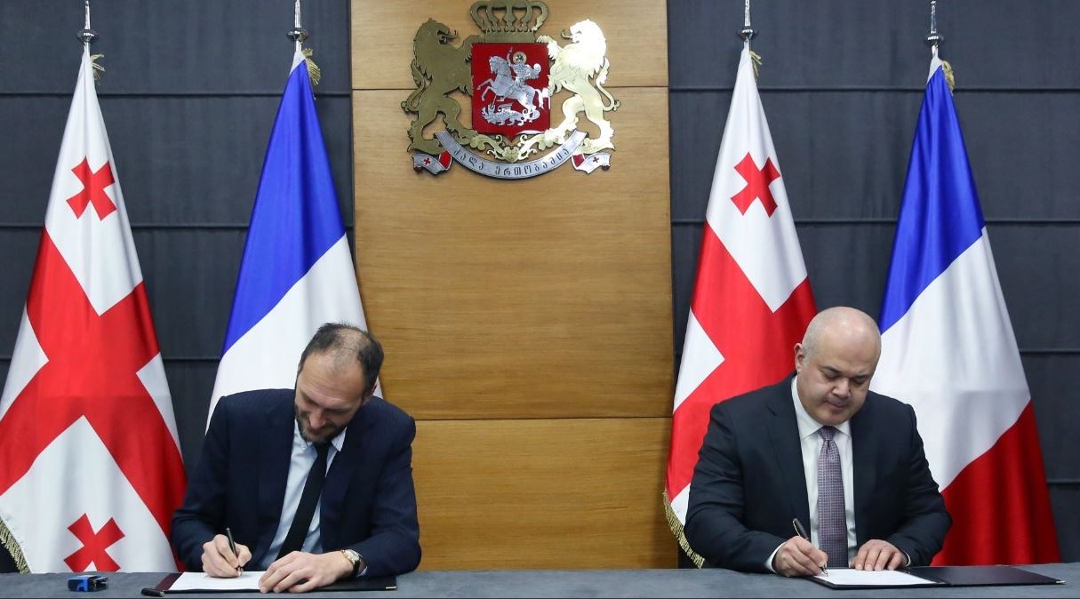 სახელმწიფო სამ სამაშველო ვერტმფრენს 21 000 000 ევროდ შეიძენს [ვიდეო]