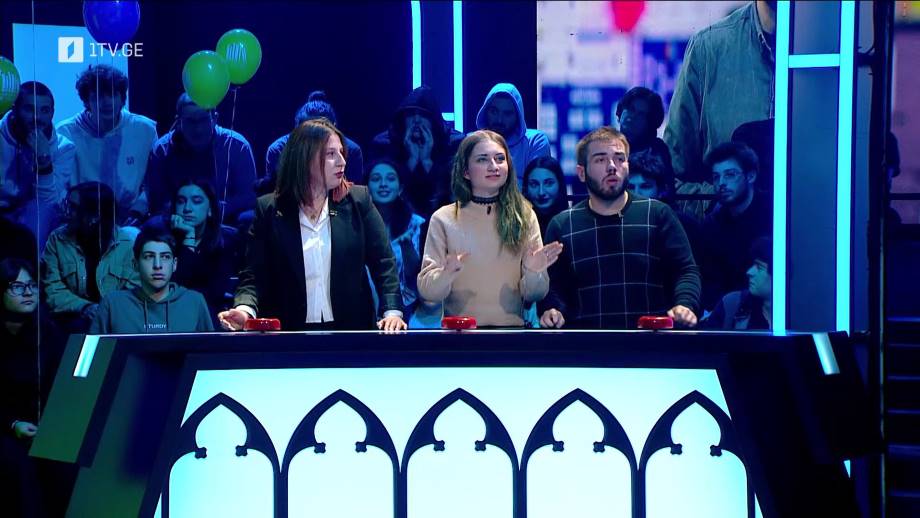 „წიგნების თარო“ – 15 იანვარს, 19:00