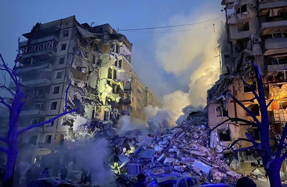 დნეპროპეტროვსკში რუსეთის ავიაციის მიერ საცხოვრებელი კორპუსის დაბომბვის შედეგად დაღუპულთა რიცხვი 20-მდე გაიზარდა