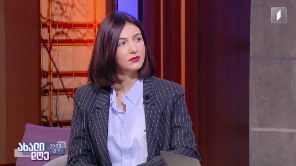 როგორ ვესაუბროთ შვილებს დელიკატურ თემებზე – სპეციალისტის რჩევები სქესობრივი განათლების შესახებ