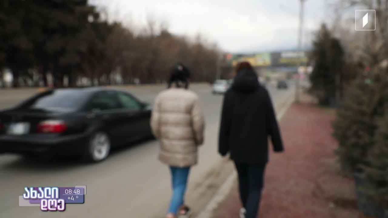 ავტოსტოპით სარგებლობის დროს დაწყებული სექსუალური კავშირის იძულება