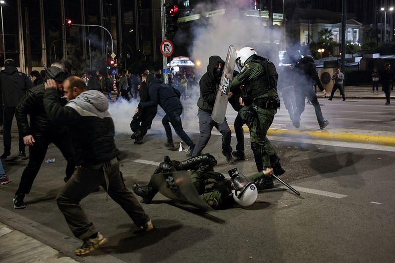 საბერძნეთში საპროტესტო აქციების მონაწილეებსა და პოლიციელებს შორის შეტაკება მოხდა