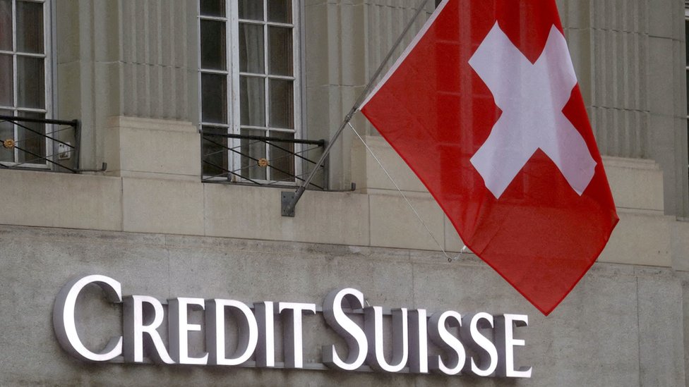 მედიის ცნობით, „კრედიტ სუისი“ ფინანსების გასამყარებლად შვეიცარიის ცენტრალური ბანკისგან 50 მილიარდ ფრანკს სესხად აიღებს