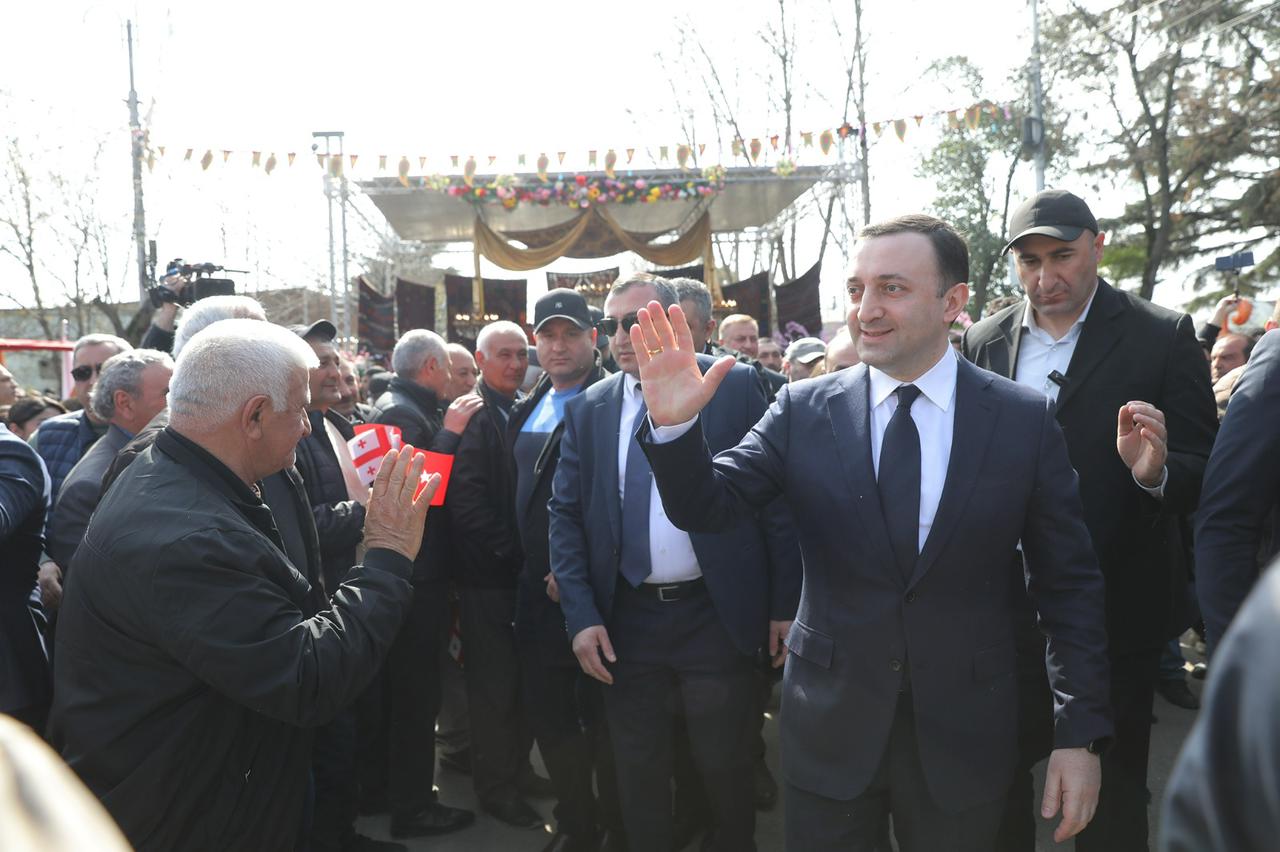 ირაკლი ღარიბაშვილმა მარნეულში აზერბაიჯანელ თანამოქალაქეებს ნოვრუზ ბაირამის დღესასწაული მიულოცა