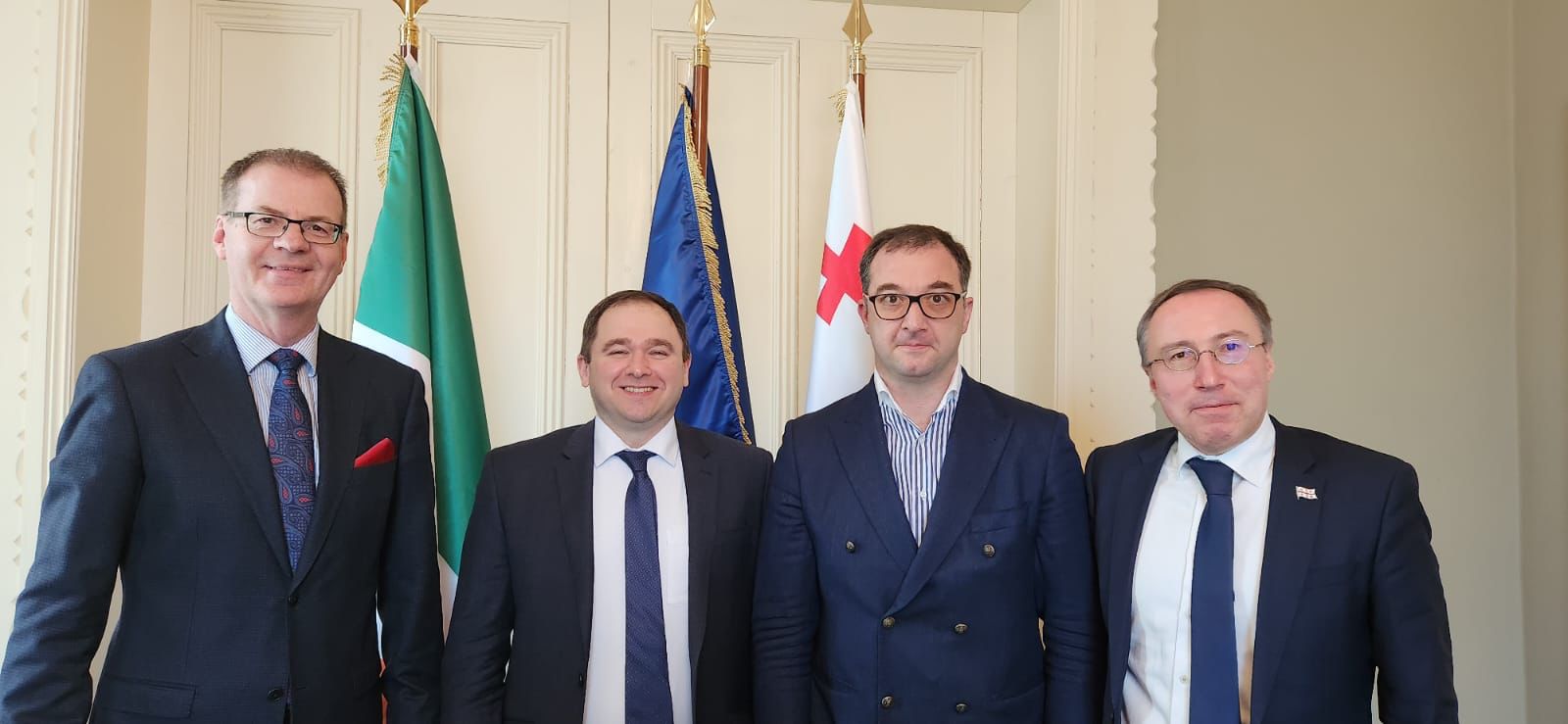 საქართველოს საპარლამენტო დელეგაცია ირლანდიის ცენტრალური საარჩევნო კომისიის თავმჯდომარეს შეხვდა