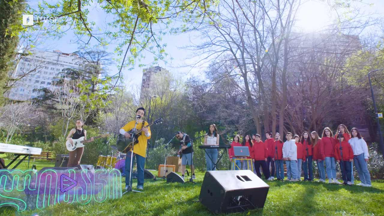 #აკუსტიკა ლიკა სირაძე - შენი ფანჯრიდან