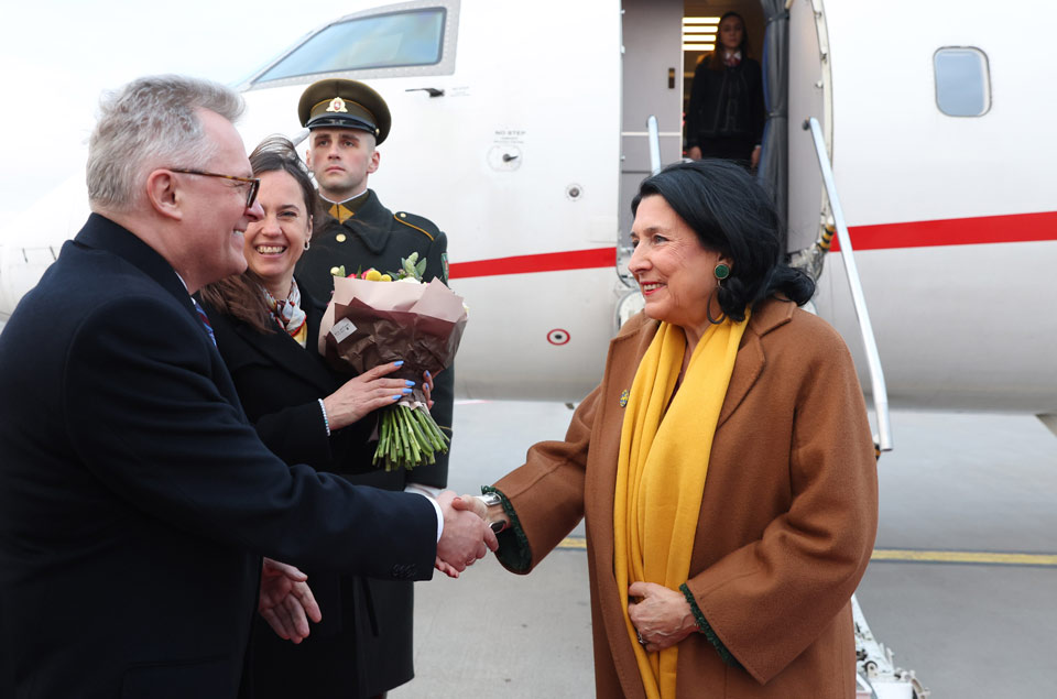 საქართველოს პრეზიდენტმა ლიეტუვაში ოფიციალური ვიზიტი დაიწყო