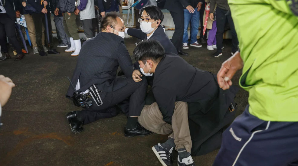 იაპონიის პრემიერ-მინისტრის სიტყვით გამოსვლისას აფეთქების მოწყობაში ბრალდებული პირი დააკავეს
