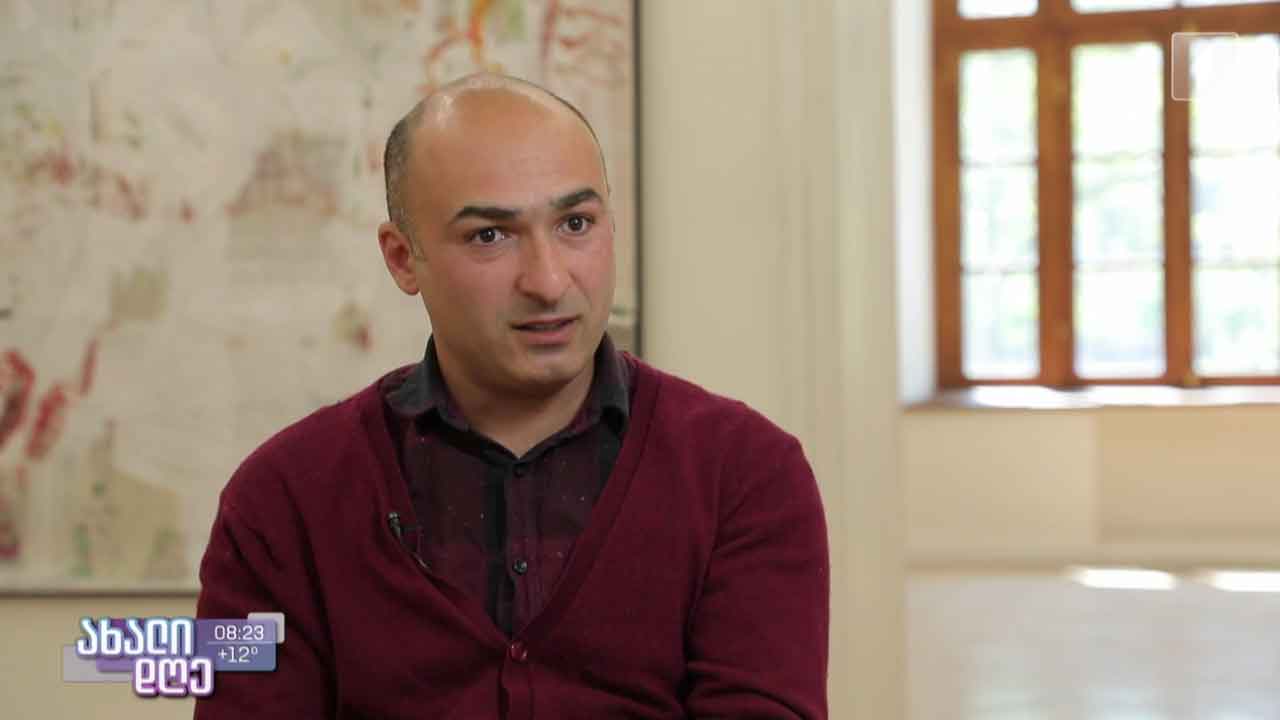 „გაზაფხულის ზღაპარი“ - მხატვარ თენგო ჭოლოკავას შემოქმედების ახალი ეტაპი და გამოფენა „გალერეა 9“-ში