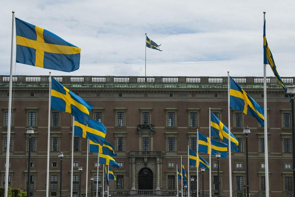 დიპლომატიურ სტატუსთან შეუთავსებელი საქმიანობის გამო შვედეთი ხუთ რუს დიპლომატს ქვეყნიდან აძევებს