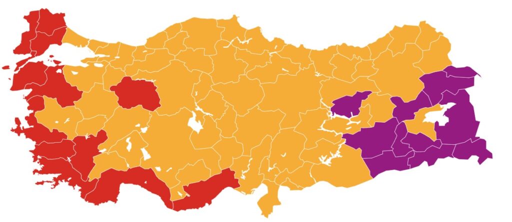 თურქეთის საპარლამენტო არჩევნებში მმართველი პარტიის საარჩევნო „რესპუბლიკის ალიანსს“ ხმების 49.31 პროცენტი აქვს, ოპოზიციურ „ეროვნულ ალიანსს“ კი, 35.19 პროცენტი
