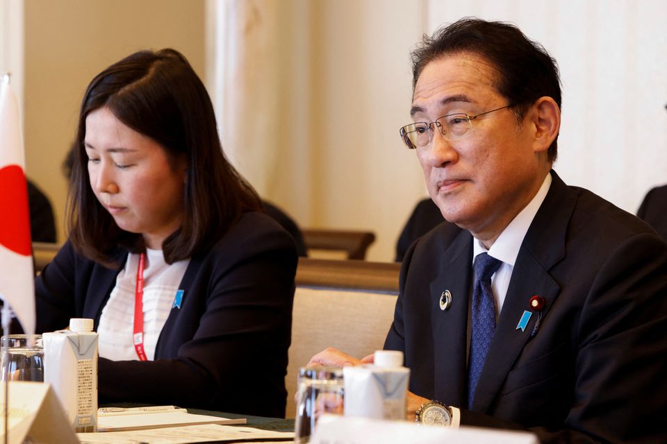 იაპონიის პრემიერ-მინისტრი აცხადებს, რომ იაპონია არ გეგმავს ნატო-ში გაწევრიანებას, თუმცა მისთვის ცნობილია ალიანსის გეგმების შესახებ, გახსნან სამეკავშირეო ოფისი იაპონიაში