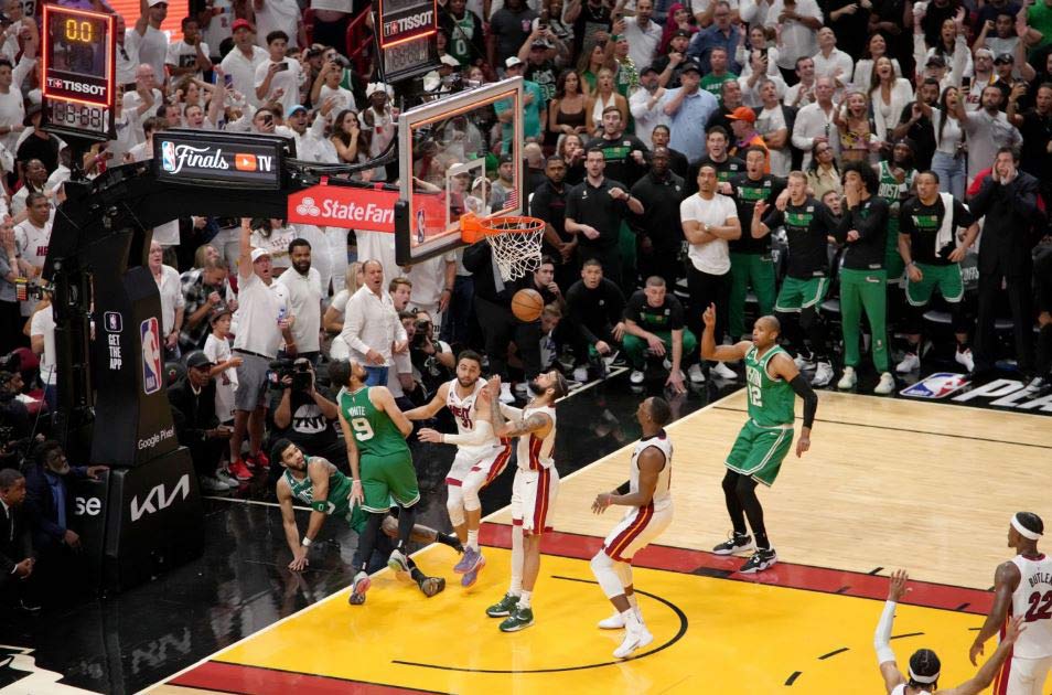 NBA I  „ბოსტონმა“ აღმოსავლეთ კონფერენციის ფინალურ სერიაში „მაიამისთან“ ანგარიში გაათანაბრა და ისტორიული მიღწევის ზღვარზეა [ვიდეო] #1TVSPORT