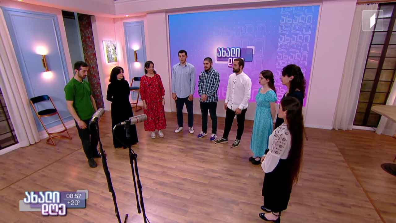 ცოცხალი მუსიკა - ანსამბლი „ლალხორი“