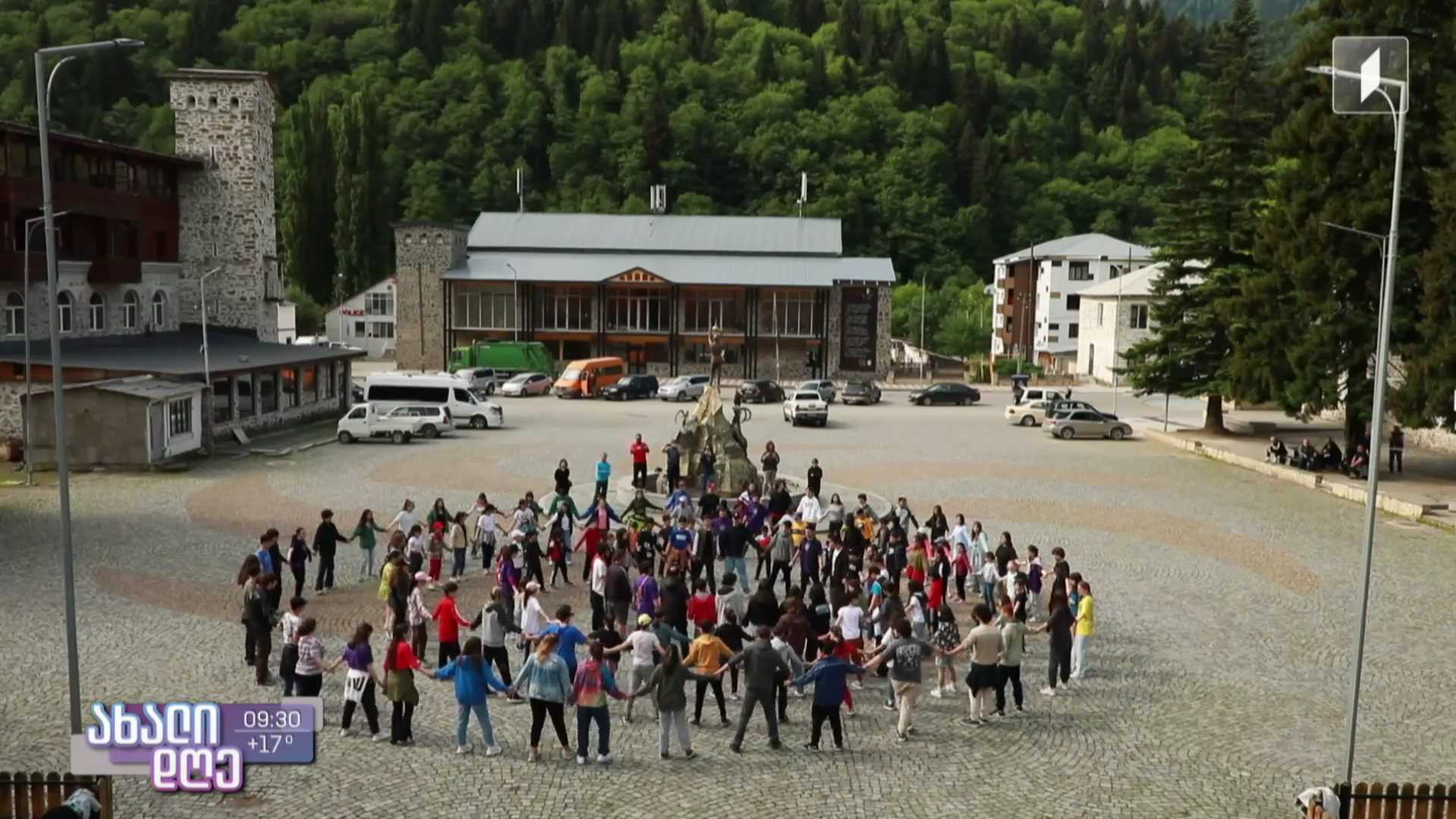  ლენტეხის სალოტბარო სკოლის ადათები და მუსიკალური ტრადიციები