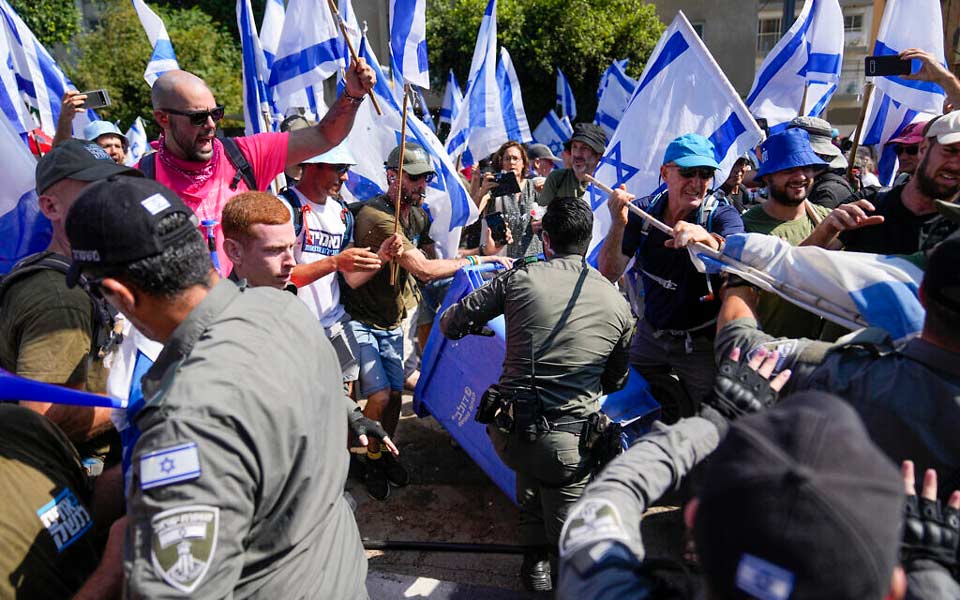 ისრაელში სასამართლო რეფორმის წინააღმდეგ საპროტესტო აქციები გრძელდება, დაკავებულია 17 ადამიანი