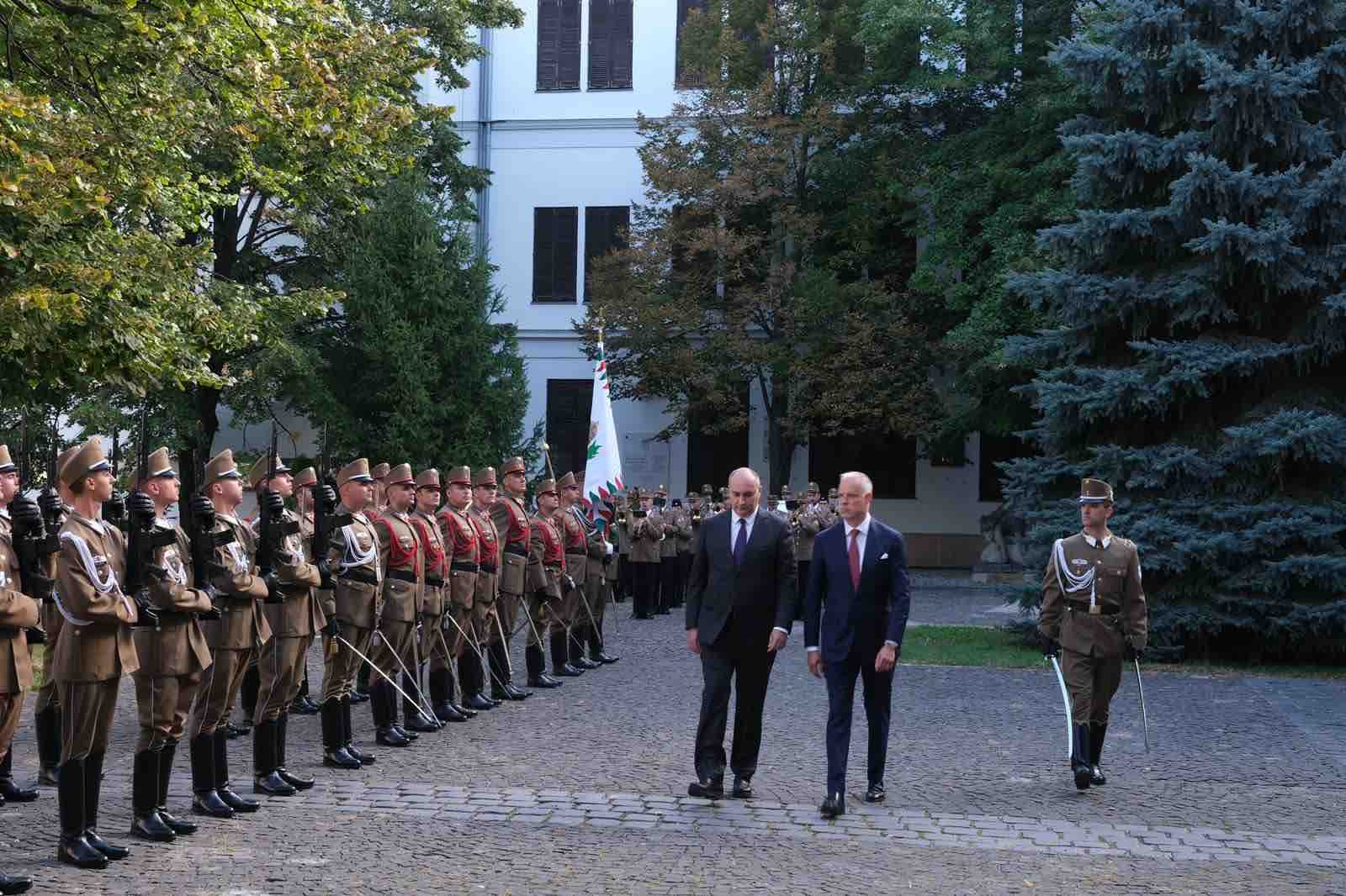 ჯუანშერ ბურჭულაძე ვიზიტით უნგრეთის რესპუბლიკაში იმყოფება