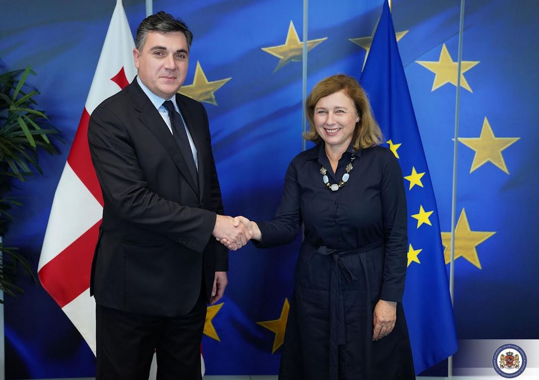 ილია დარჩიაშვილი ღირებულებებისა და გამჭვირვალობის საკითხებში ევროკომისიის ვიცე-პრეზიდენტს შეხვდა