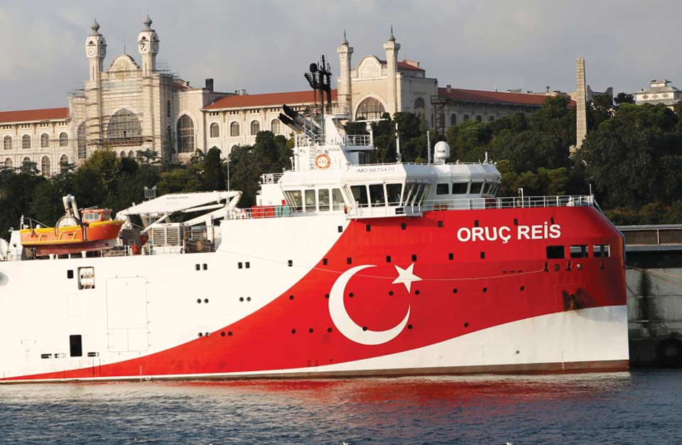 მედიის ცნობით, თურქული სატვირთო გემი, რომელზეც 12 მგზავრი იმყოფებოდა, შავ ზღვაში ჩაიძირა