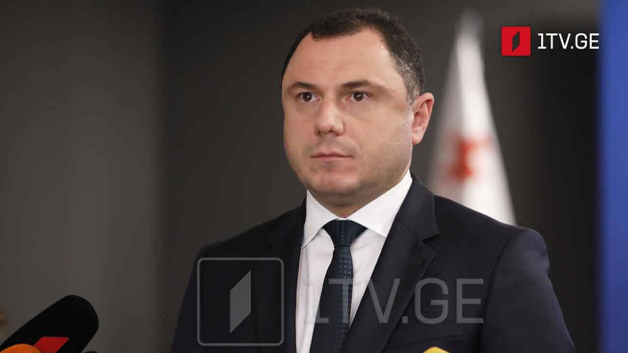 გიორგი ამილახვარი - ჩვენ არ ვფიქრობთ, რომ ჰაგიოგრაფია რამე ფორმით უნდა იყოს ამოღებული სწავლებიდან, საუბარია სწავლის მეთოდიკაზე, ხომ არ ღირს მისი განახლება
