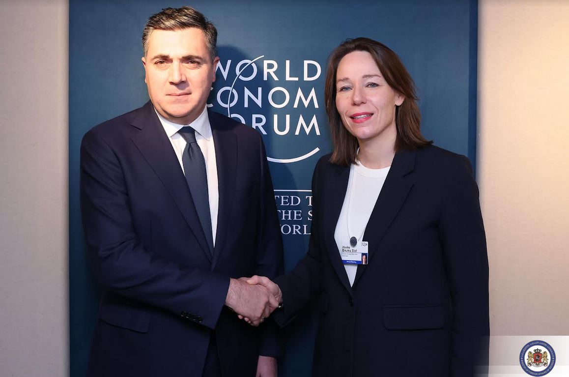 დავოსის ფორუმის ფარგლებში ილია დარჩიაშვილი ნიდერლანდების სამეფოს საგარეო საქმეთა მინისტრს შეხვდა