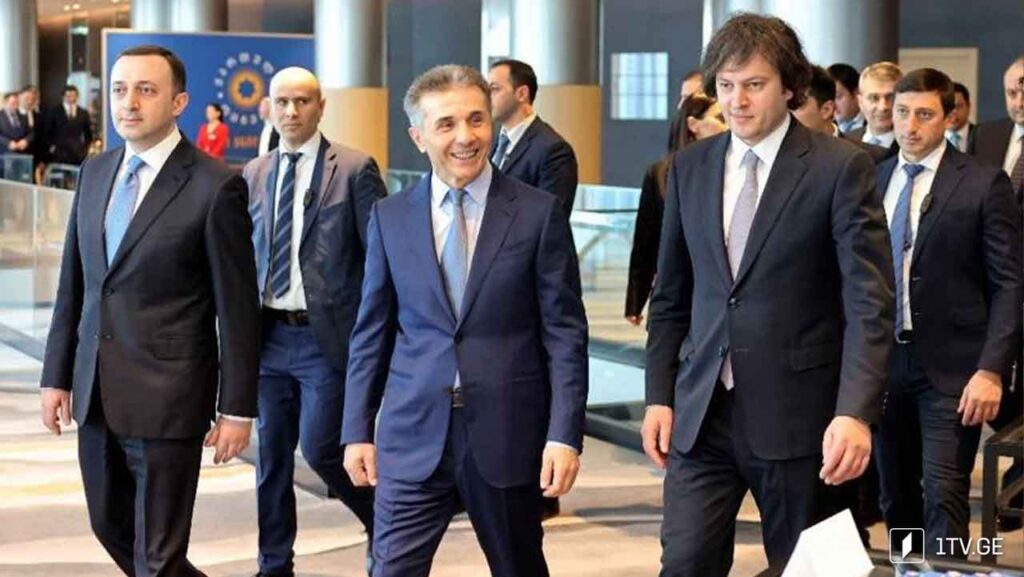 ცვლილებები მთავრობასა და მმართველ პარტიაში