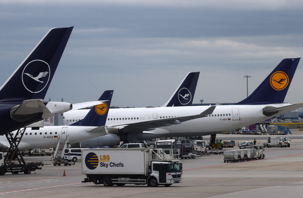 გერმანიაში ავიაკომპანია „ლუფთჰანზას“ თანამშრომლები ხელფასების გაზრდის მოთხოვნით ერთდღიან გაფიცვას გეგმავენ