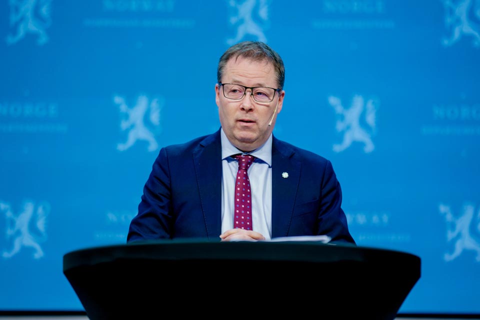 ნორვეგიის თავდაცვის მინისტრი აცხადებს, რომ, უკრაინაში ომის დასრულების შემთხვევაშიც კი, ნორვეგია მზად უნდა იყოს სავარაუდო კონფლიქტისთვის