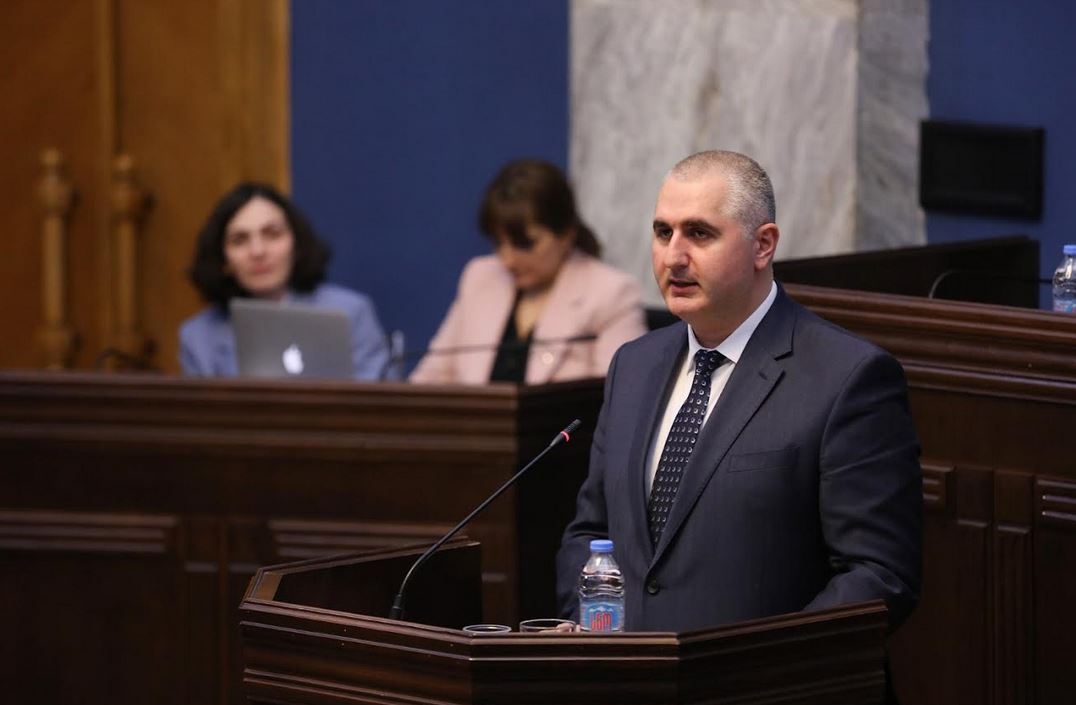 ლაშა ხუციშვილი - ის, რომ მოსახლეობის ხელფასები და შემოსავლები არ იზრდება ეკონომიკის ზრდასთან ერთად, სპეკულაციაა