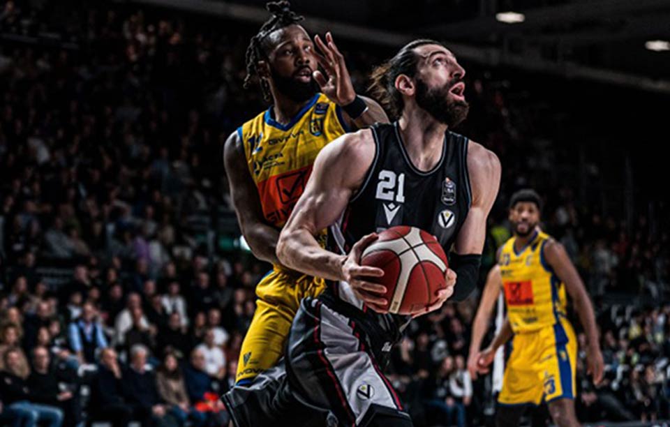 თორნიკე შენგელიას შვიდი პასი და 27-ქულიანი გამარჯვება „ბრეშასთან“ [ვიდეო] #1TVSPORT