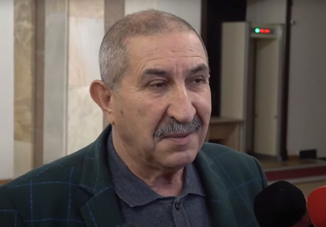 სომხეთის მმართველი პარტიის დეპუტატი გაგიკ მელკონიანი - არ გვაინტერესებს, როგორი რეაქცია ექნება რუსეთს ვოლოდიმირ ზელენსკის სომხეთში ვიზიტზე