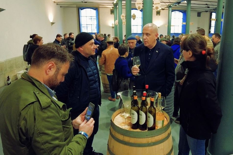 გზავნილით  - „საქართველო ღვინის სამშობლო“ პორტუგალიაში გამოფენა Simplesmente Vinho სტუმრებს ოთხი დღის განმავლობაში მასპინძლობდა