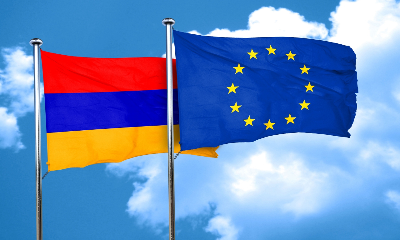 ევროპარლამენტმა ევროკავშირსა და სომხეთს შორის მჭიდრო კავშირის, ასევე აზერბაიჯანსა და სომხეთს შორის სამშვიდობო შეთანხმების აუცილებლობის შესახებ რეზოლუციის პროექტი მიიღო
