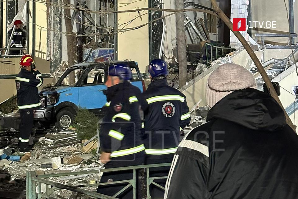 თბილისში, სამტრედიის ქუჩაზე, საცხოვრებელ კორპუსში აფეთქება მოხდა