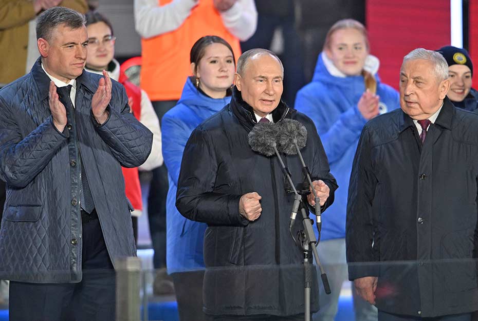 ვლადიმერ პუტინი - სევასტოპოლელებს, ყირიმელებს ათწლეულების განმავლობაში სჯეროდათ ჩვენი ქვეყნის, არასდროს დაშორდნენ რუსეთს და ამან მისცა ყირიმს ჩვენს საერთო ოჯახში დაბრუნების საშუალება