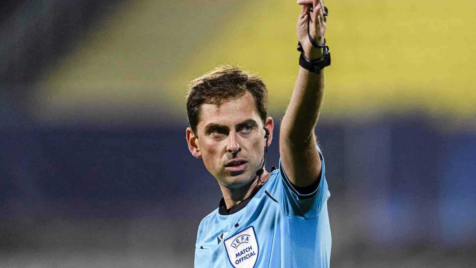 ქართველმა არბიტრმა გიბრალტარი-ლიეტუვას მატჩში წითელი ბარათი ორ ფეხბურთელს აჩვენა #1TVSPORT