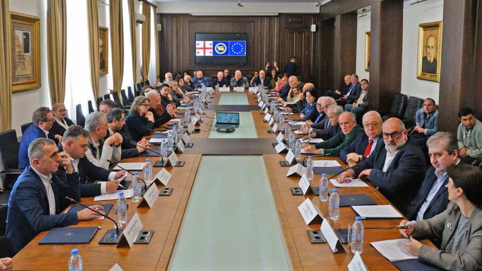 საქართველოს უნივერსიტეტების განცხადება - ნებისმიერი პოლიტიკური პროცესი აკადემიური სივრცის მიღმა უნდა დარჩეს, უნივერსიტეტების სახელით პოლიტიკური განცხადებების გაკეთება მიუღებელია