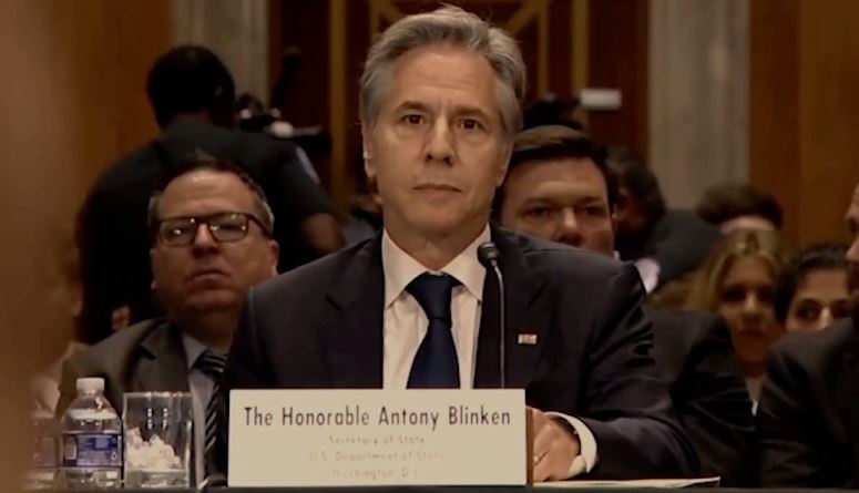 ენტონი ბლინკენს სენატში სიტყვით გამოსვლა პალესტინის მხარდამჭერებმა რამდენიმეჯერ შეძახილებით შეაწყვეტინეს