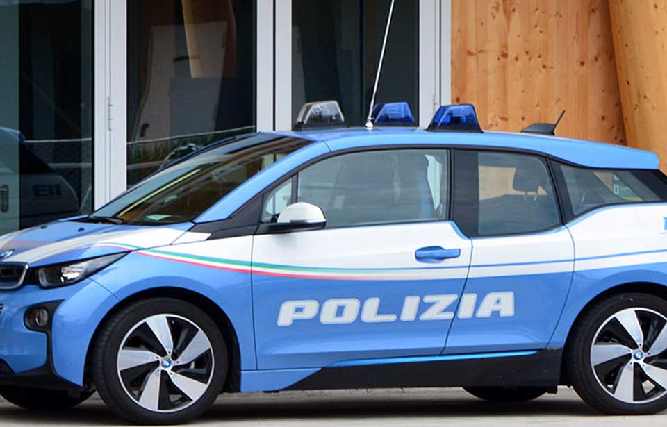 იტალიის სამხრეთ ნაწილში პოლიციამ 23 მილიონი ევროს ღირებულების კოკაინი აღმოაჩინა