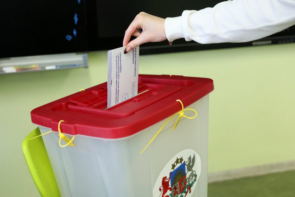 ლატვიაში, მალტასა და სლოვაკეთში ევროპარლამენტის არჩევნები მიმდინარეობს