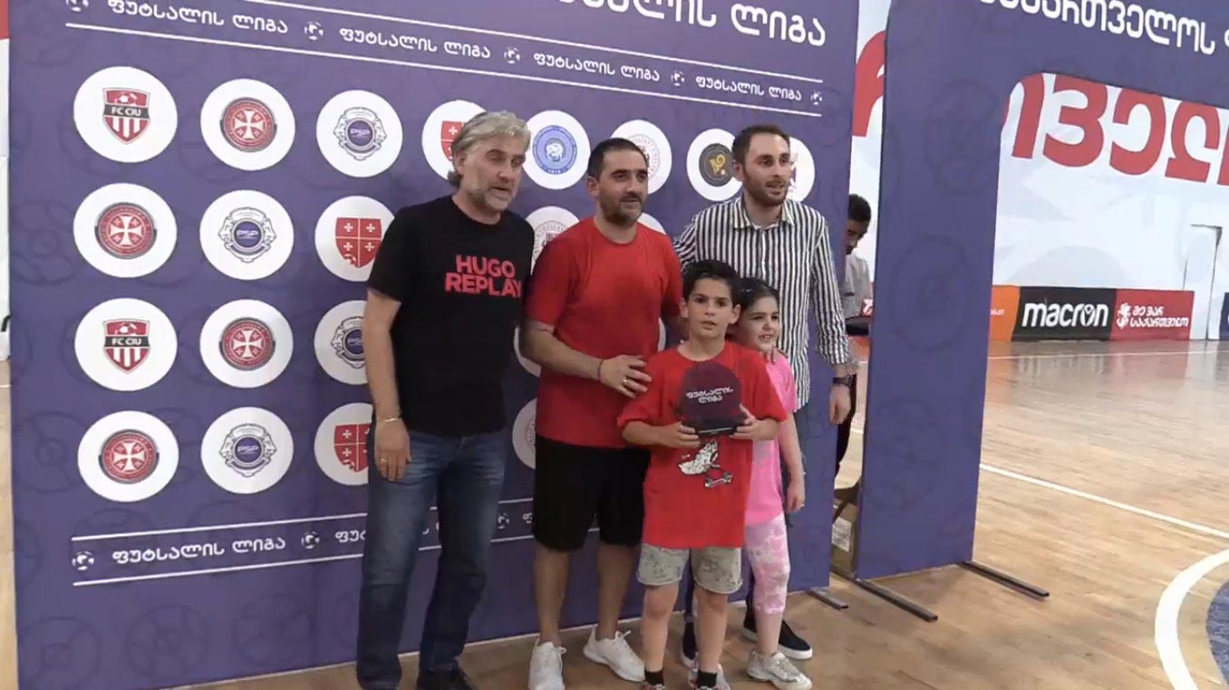 ფუტსალის ლიგის სეზონის საუკეთესო მოთამაშედ თსუ-ს ლიდერი გიორგი ჩიმაკაძე აღიარეს #1TVSPORT
