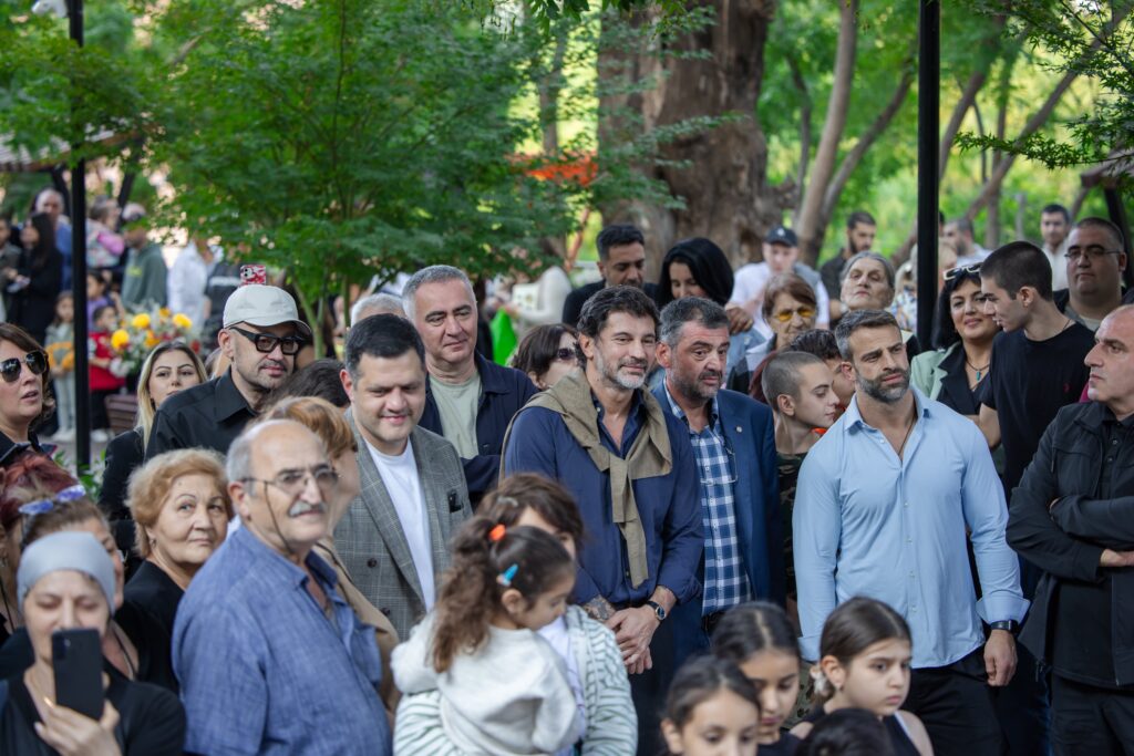 კახა კალაძე გრიშაშვილობის დღესასწაულს დაესწრო