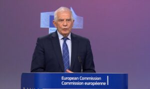ჯოზეფ ბორელი აკრიტიკებს ევროკომისიის მზარდ როლს თავდაცვის საკითხებში – „თავდაცვის პოლიტიკა სამთავრობათაშორისო პოლიტიკაა, ევროკომისიას არ შეუძლია, ჩრდილოვანი პენტაგონის როლის შესრულება“