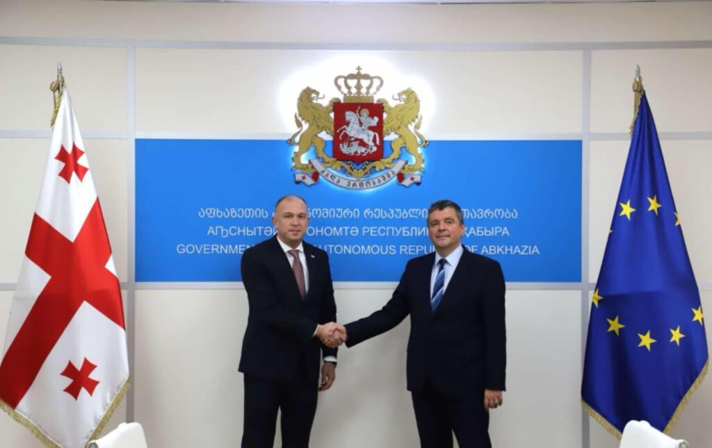 ლევან მგალობლიშვილი რუმინეთის საგანგებო და სრულუფლებიან ელჩს შეხვდა