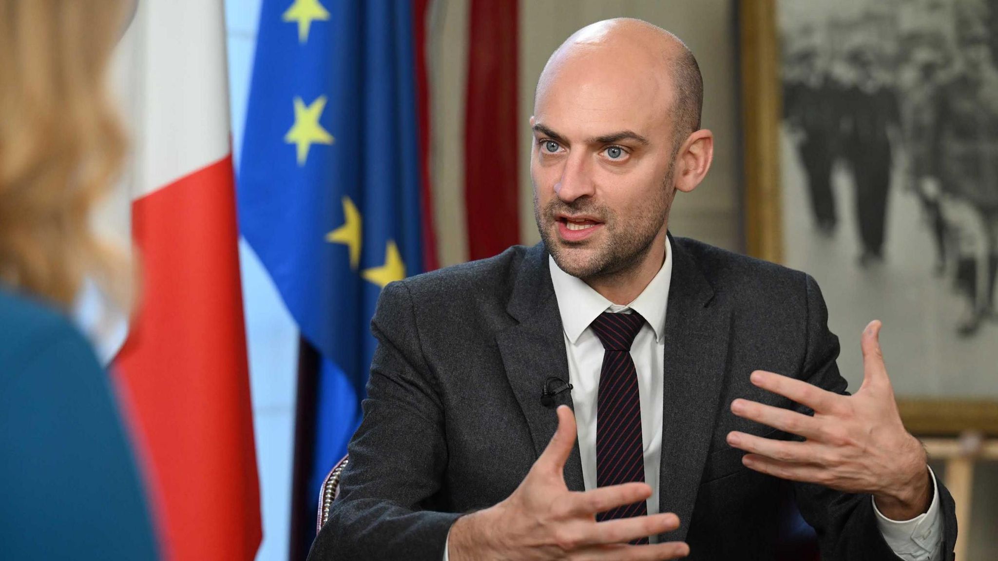 საფრანგეთის საგარეო საქმეთა მინისტრი - შეიძლება, ზოგიერთ ლიდერს ჰქონდეს იმუნიტეტი სისხლის სამართლის საერთაშორისო სასამართლოში რომის სტატუტის მიხედვით