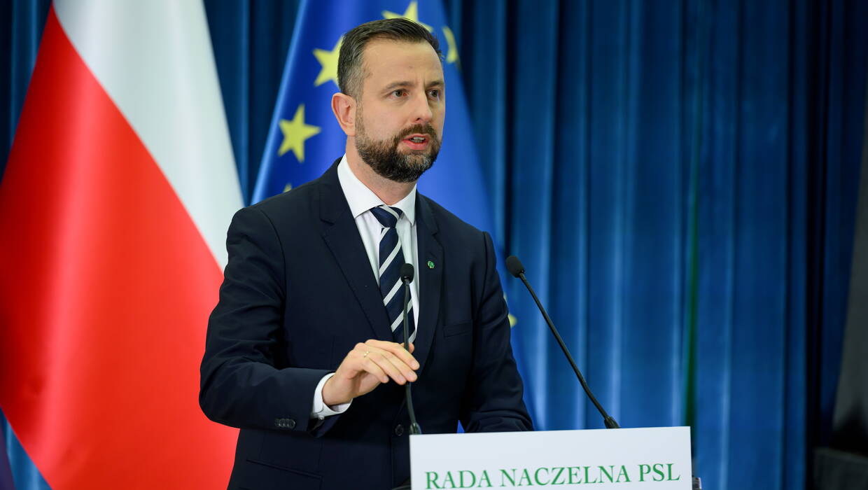 პოლონეთის თავდაცვის მინისტრის ცნობით, პოლონეთის მიერ მიღებული სისტემები დაიცავენ ნატო-ს ქვეყნების საჰაერო სივრცეს, მათ შორის უკრაინისთვის დახმარების მისაწოდებლად გამოყენებულ აეროპორტ „ჟეშუვ-იასენკას“