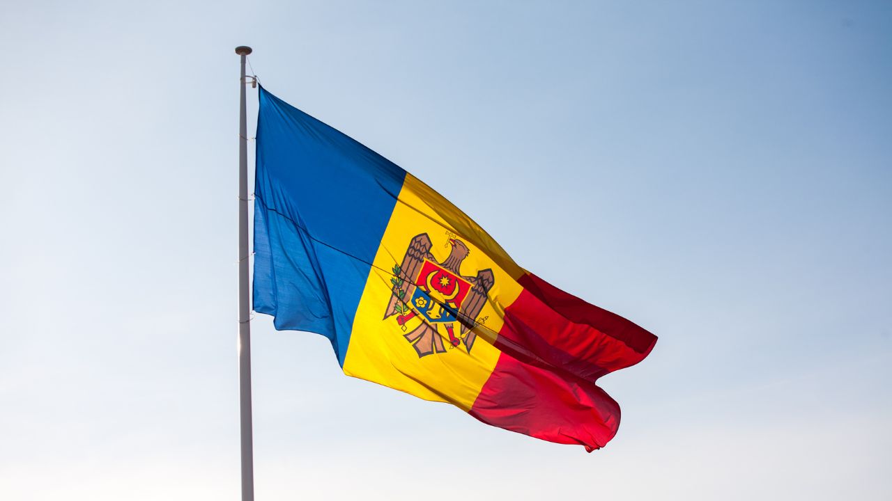 მოლდოვის თავდაცვის სამინისტრო - მოლდოვის საჰაერო სივრცე უპილოტო საფრენმა აპარატმა დაარღვია, ჩამოვარდნის ადგილზე კვალი მიუთითებს, რომ დრონი აფეთქდა, მიმდინარეობს ნამსხვრევები შესწავლა