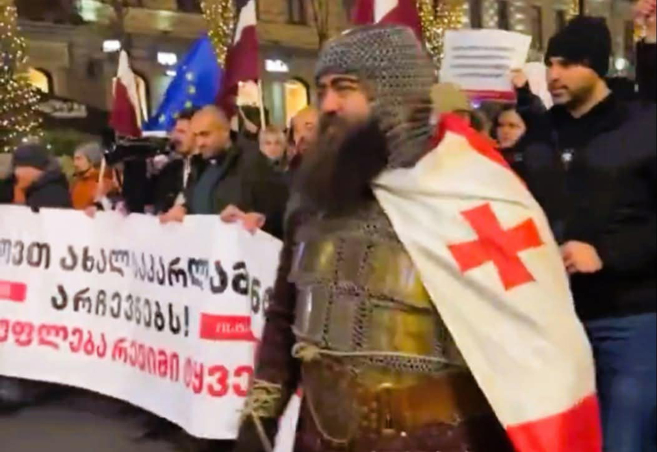 ისტორიკოსების მარშის მონაწილე – ისტორიკოსებთან ერთად სრულიად აღვიკაზმე, რათა ვაჩვენო ქართველი მეომრის სახე, ჩვენი წინაპრები თავისუფლებისთვის იბრძოდნენ და ევროპას იცავდნენ