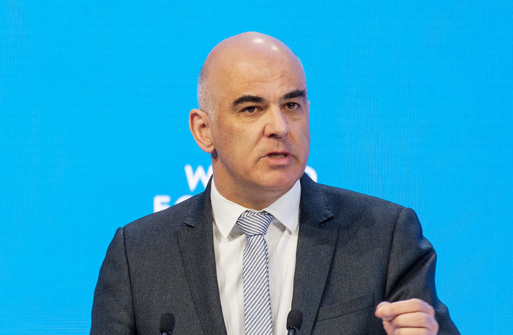 ალენ ბერსე აკრიტიკებს ცხრა ევროპული ქვეყნის ინიციატივას უცხოელი დამნაშავეების გაძევების გამარტივების შესახებ