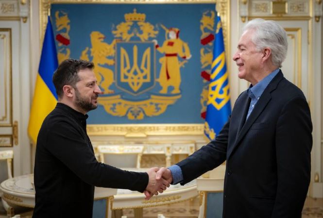 ვოლოდიმირ ზელენსკი აცხადებს, რომ უკრაინაში ბოლო ვიზიტით მყოფ აშშ-ის ცენტრალური სადაზვერვო სააგენტოს დირექტორს, უილიამ ბერნსს შეხვდა